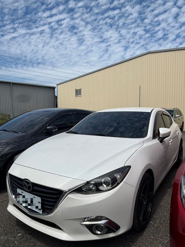 MAZDA馬自達 MAZDA 3  第1張相片