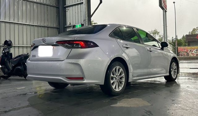 TOYOTA豐田 ALTIS  第4張相片
