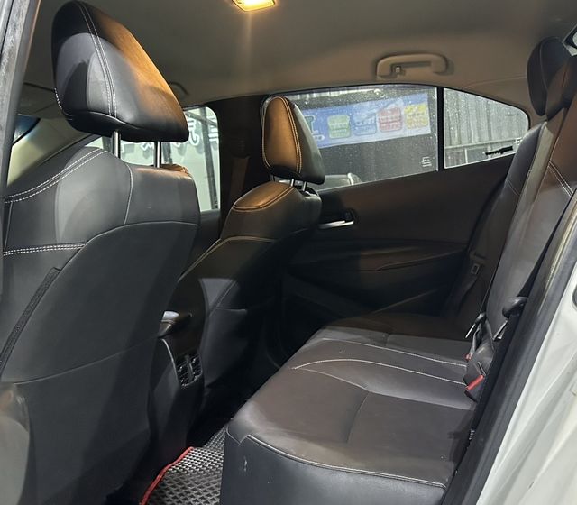 TOYOTA豐田 ALTIS  第6張相片
