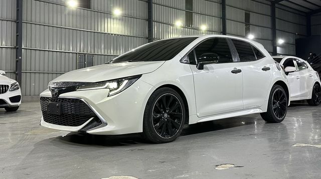 TOYOTA豐田 AURIS  第1張相片