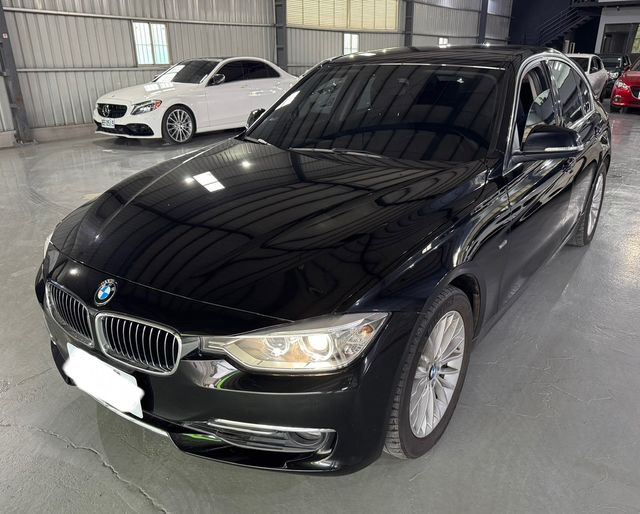 BMW寶馬 320I  第1張相片