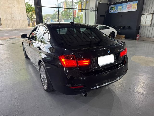 BMW寶馬 320I  第3張相片