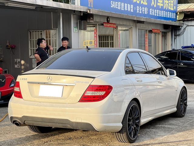 M-BENZ賓士 C250  第4張相片