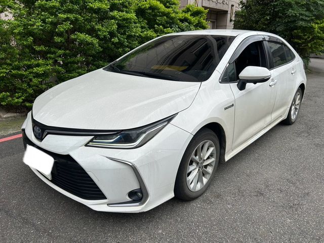 TOYOTA豐田 ALTIS  第1張相片