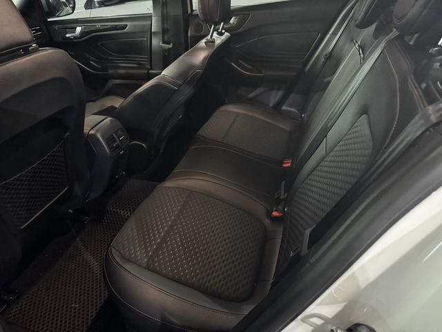FORD福特 FOCUS  第6張相片