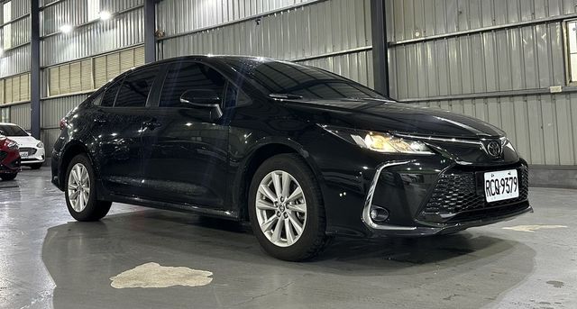 TOYOTA豐田 ALTIS  第2張相片