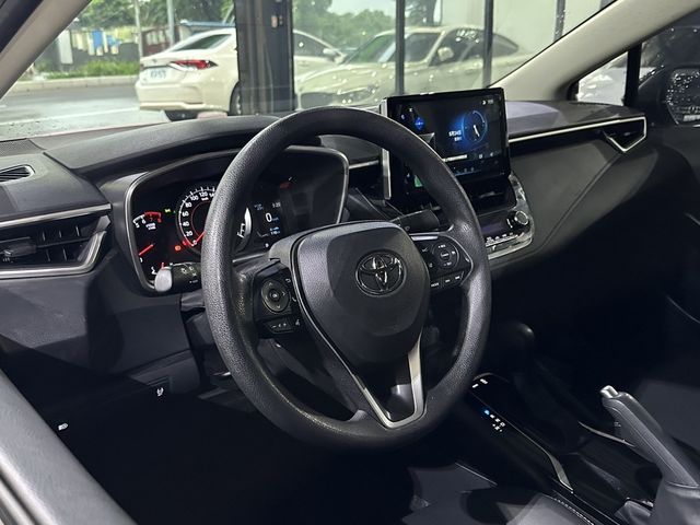 TOYOTA豐田 ALTIS  第5張相片