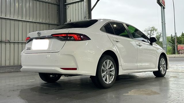 TOYOTA豐田 ALTIS  第4張相片