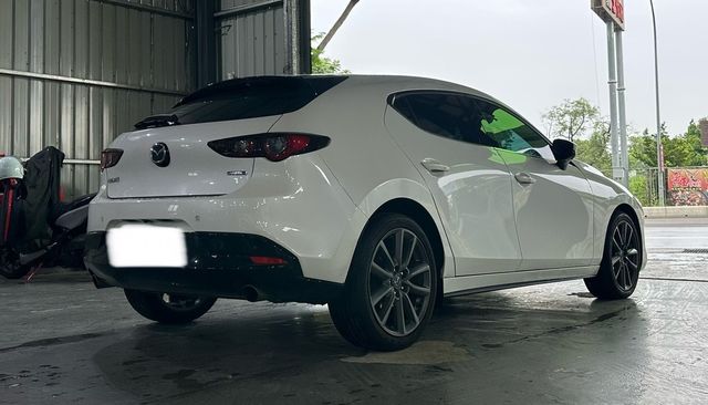 MAZDA馬自達 MAZDA 3  第3張相片