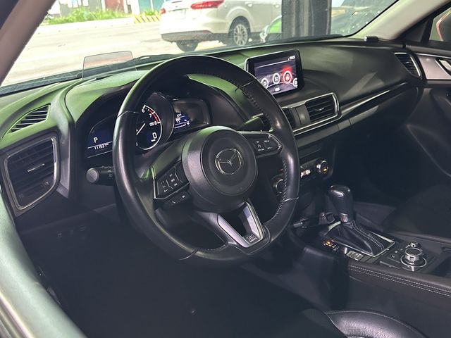 MAZDA馬自達 MAZDA 3  第5張相片