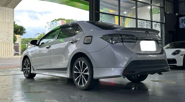 TOYOTA豐田 ALTIS  第3張相片