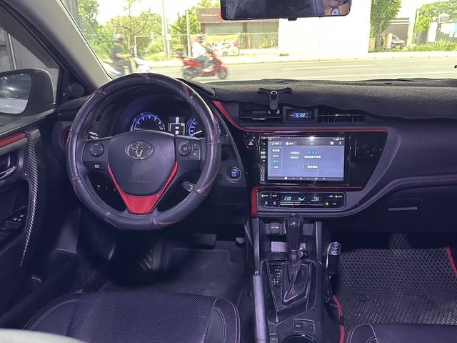 TOYOTA豐田 ALTIS  第5張相片