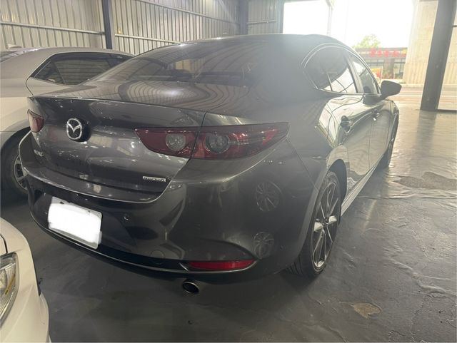 MAZDA馬自達 MAZDA 3  第4張相片