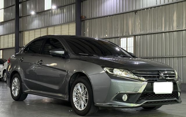 MITSUBISHI三菱 GRAND LANCER  第2張相片