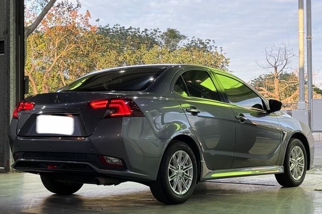 MITSUBISHI三菱 GRAND LANCER  第4張相片