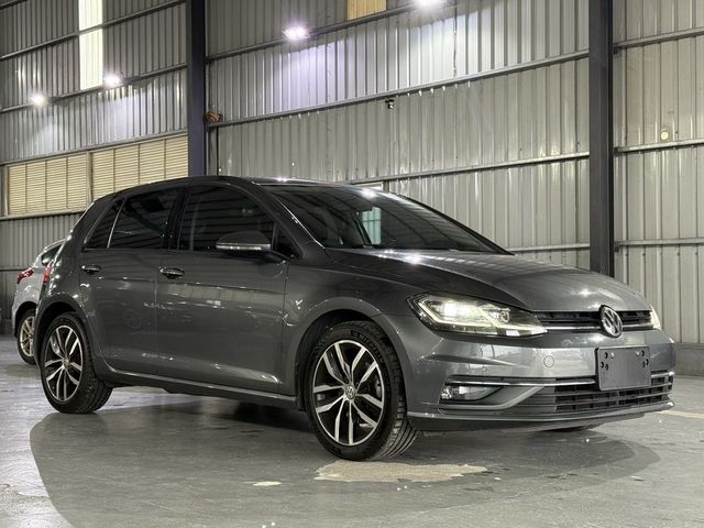 VOLKSWAGEN福斯 GOLF  第2張相片