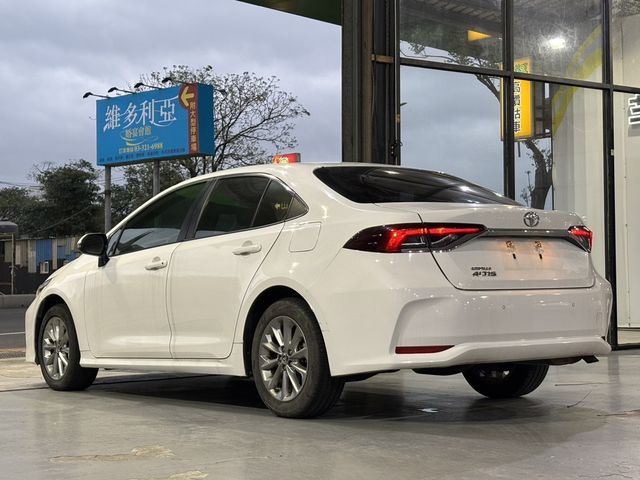 TOYOTA豐田 ALTIS  第3張相片