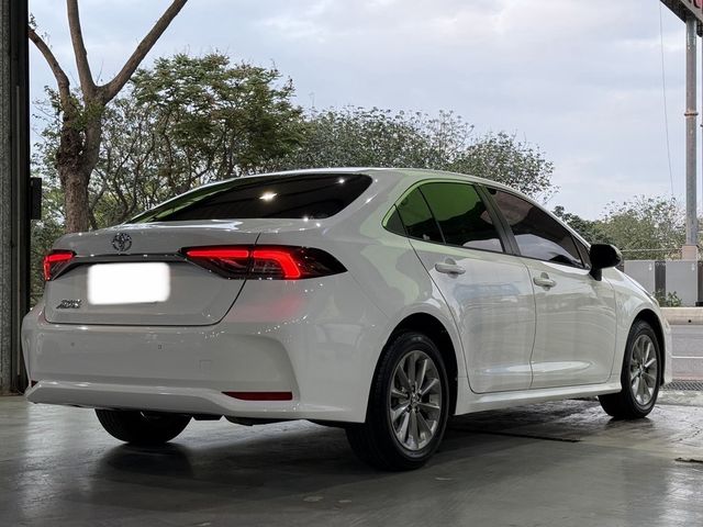 TOYOTA豐田 ALTIS  第4張相片