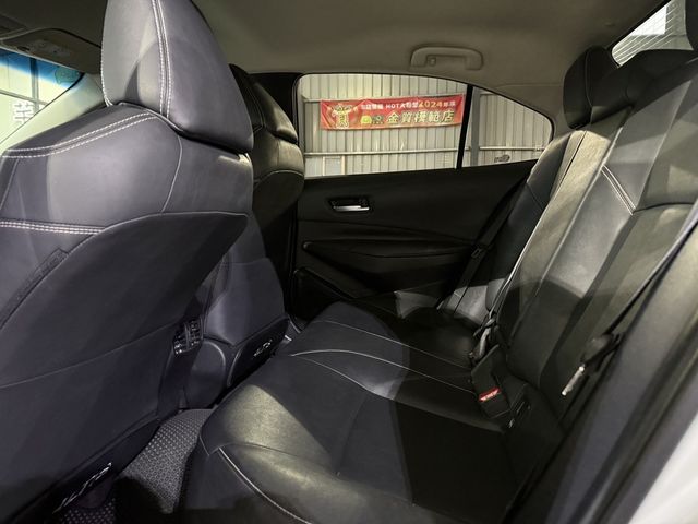 TOYOTA豐田 ALTIS  第6張相片