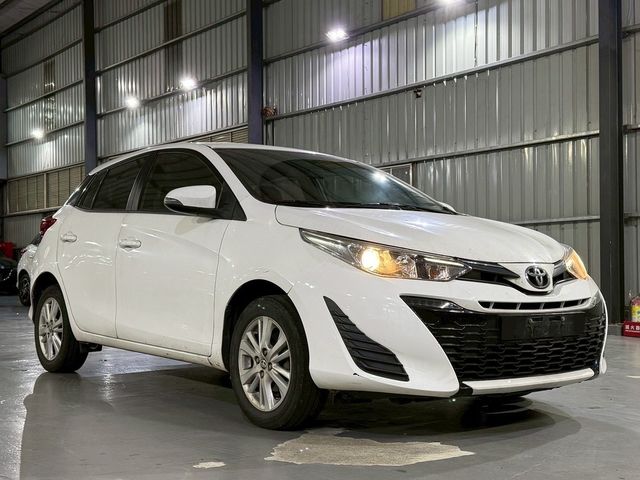 TOYOTA豐田 YARIS  第2張相片