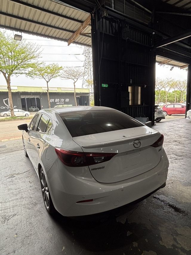 MAZDA馬自達 MAZDA 3  第3張相片