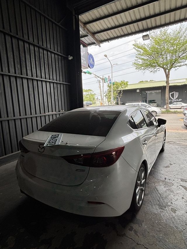 MAZDA馬自達 MAZDA 3  第4張相片