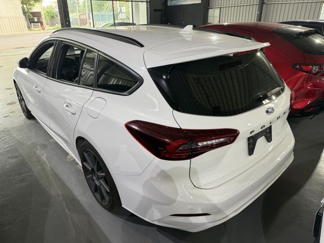 FORD福特 FOCUS WAGON  第3張相片