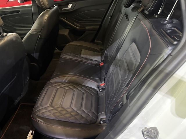 FORD福特 FOCUS WAGON  第6張相片