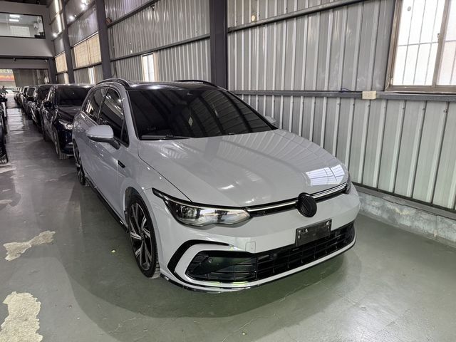 VOLKSWAGEN福斯 GOLF  第2張相片