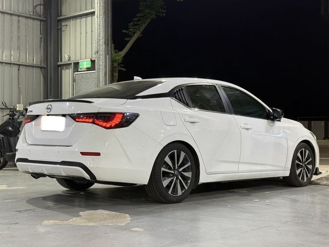 NISSAN日產 SENTRA  第3張相片
