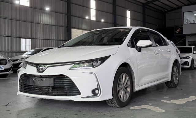 TOYOTA豐田 ALTIS  第1張相片