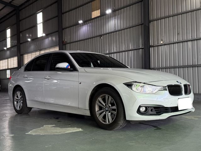BMW寶馬 318I  第2張相片