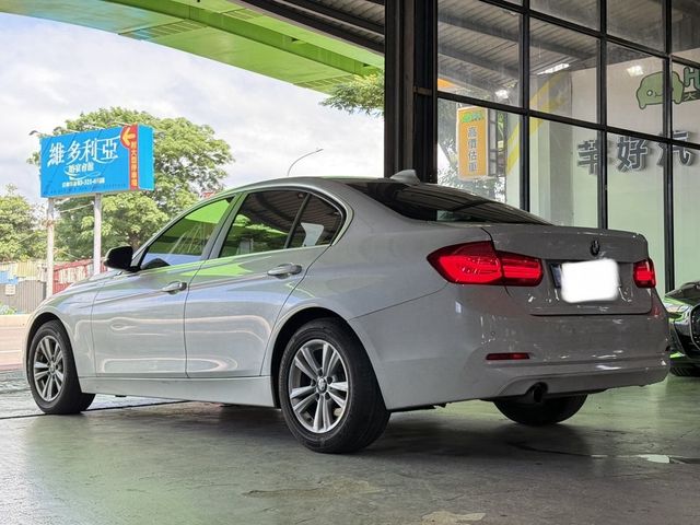 BMW寶馬 318I  第3張相片