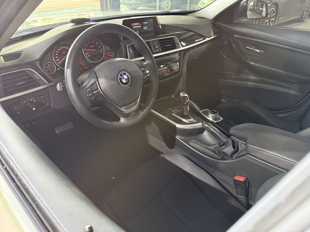 BMW寶馬 318I  第5張相片