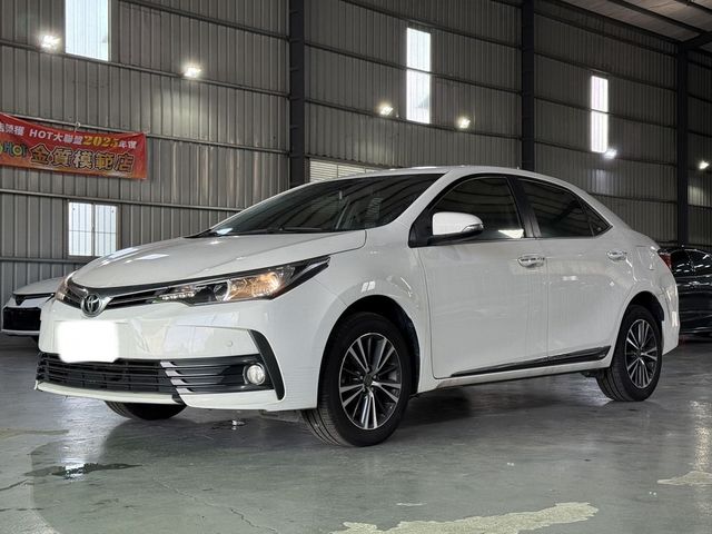 TOYOTA豐田 ALTIS  第1張相片