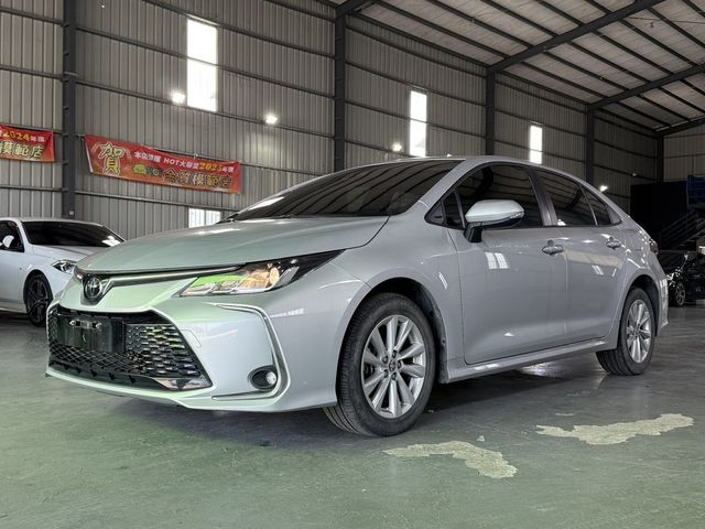 TOYOTA豐田 ALTIS  第1張相片