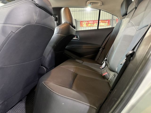 TOYOTA豐田 ALTIS  第6張相片