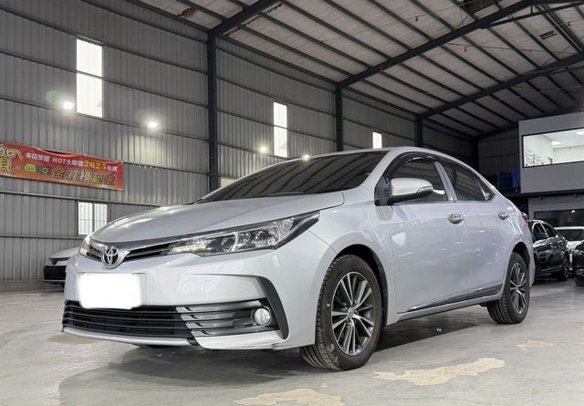 TOYOTA豐田 ALTIS  第1張相片