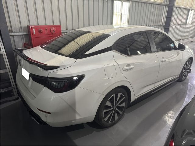 NISSAN日產 SENTRA  第4張相片