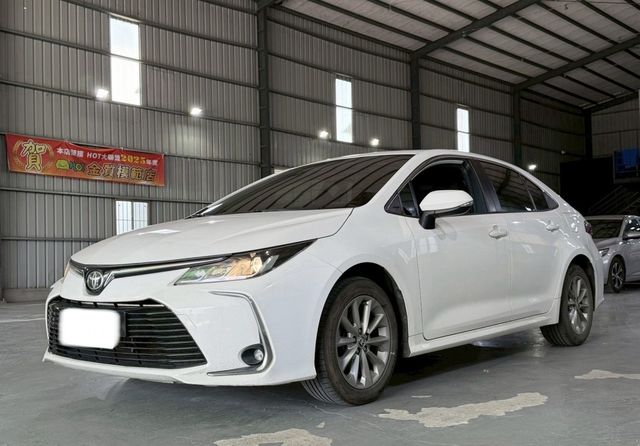 TOYOTA豐田 ALTIS  第1張相片
