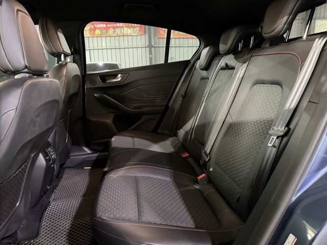 FORD福特 FOCUS  第6張相片