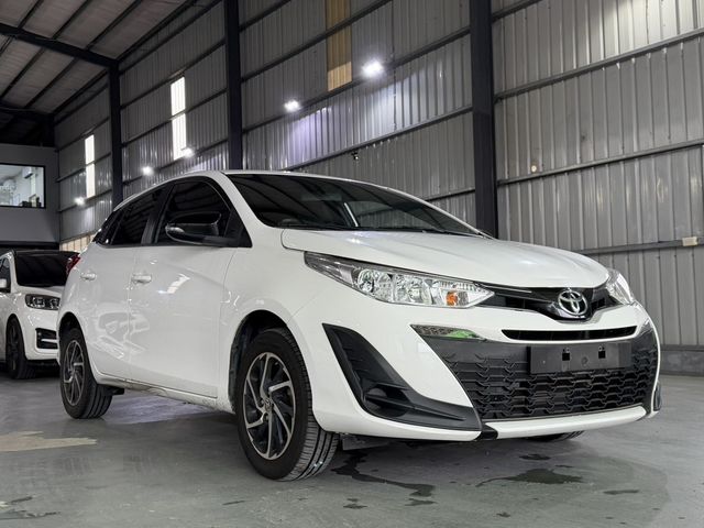 TOYOTA豐田 YARIS  第2張相片