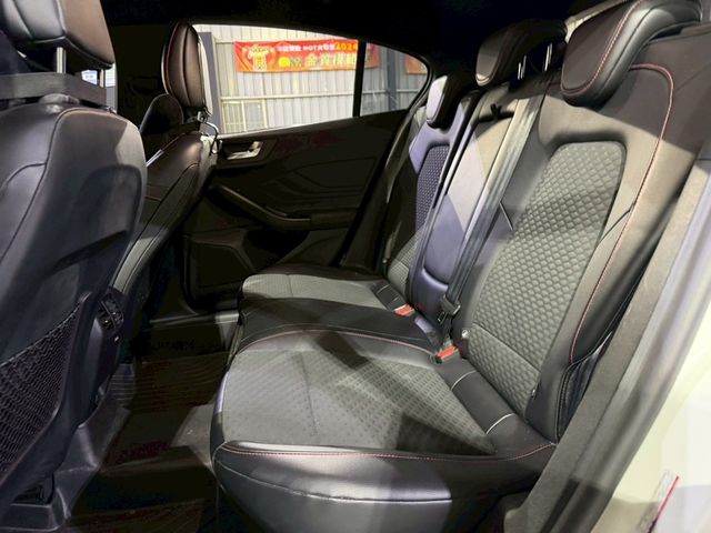 FORD福特 FOCUS  第6張相片