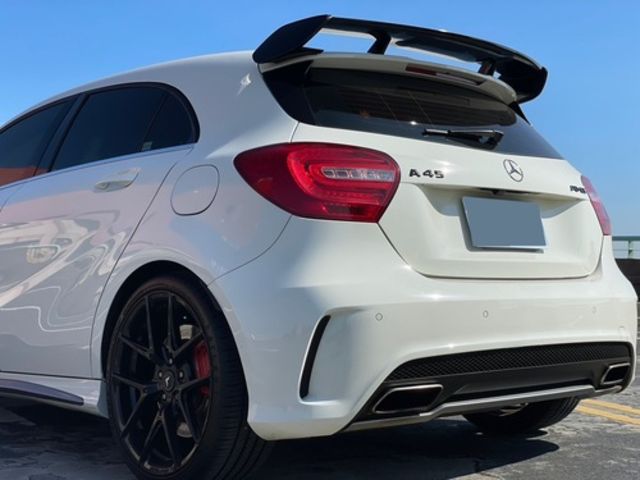 M-BENZ賓士 A45 AMG  第2張相片