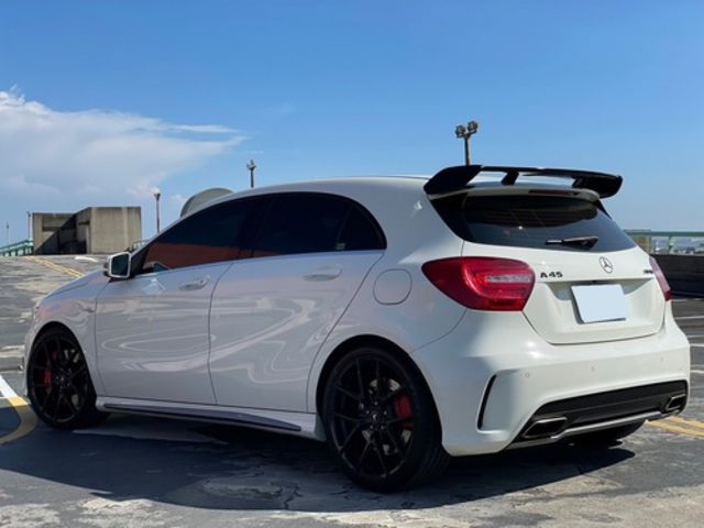 M-BENZ賓士 A45 AMG  第6張相片