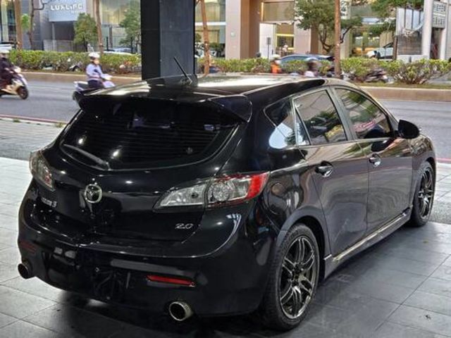 MAZDA馬自達 MAZDA 3  第3張相片