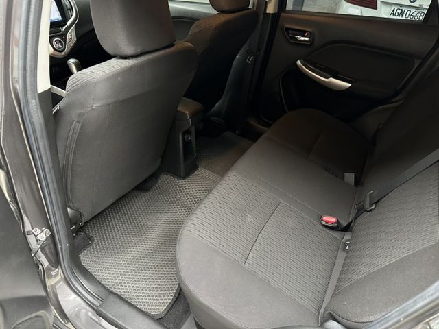 2018年1.0省油省稅都會小車  第9張相片