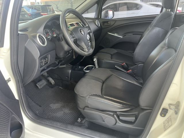 2010 COLT PLUS  第8張相片