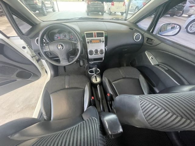 2010 COLT PLUS  第10張相片