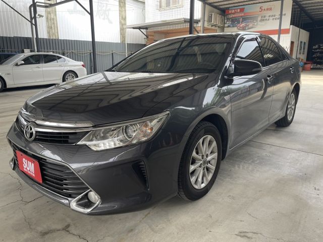 2017年CAMRY挑戰全網最低里程 一手 原鈑件 整備中  第1張相片